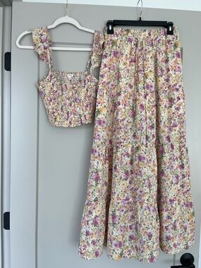 En Creme Floral Maxi Dress Set in Cream, Pink & Yellow